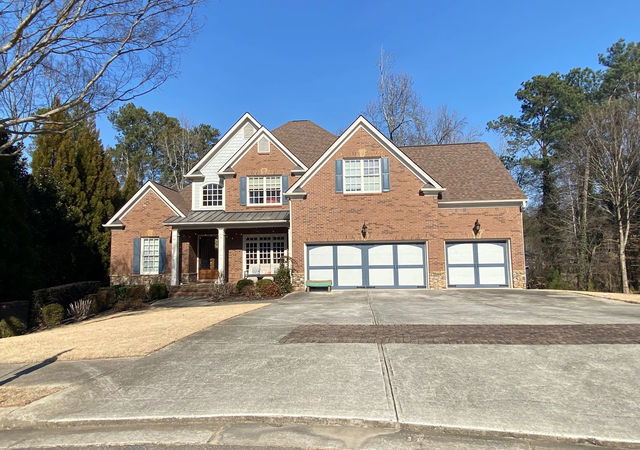 Falkirk-Pointe-House-1