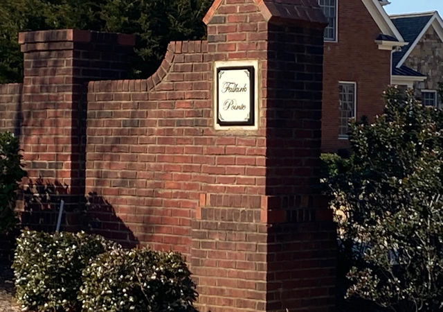 Falkirk-Pointe-Neighborhood