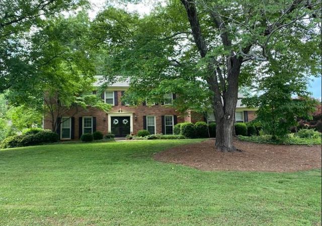 Fox-Hills-Marietta-1