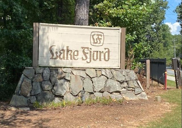 Lake-Fjord-Marietta-3