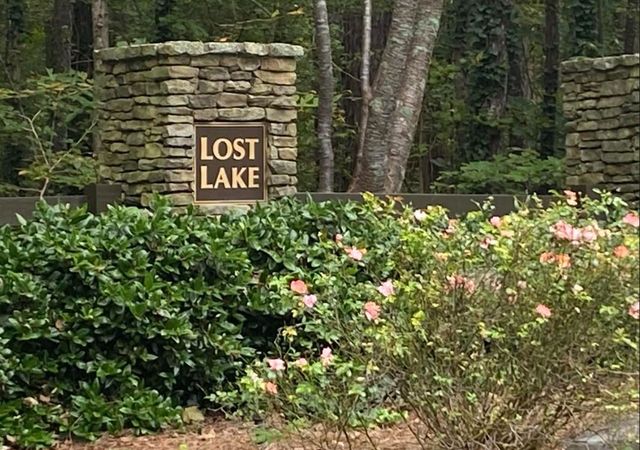 Lost-Lake-West-Marietta-3