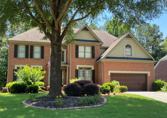 Old-Hickory-Bluffs-Home-2