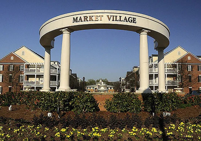 Smyrna-Market-Village_0010-M