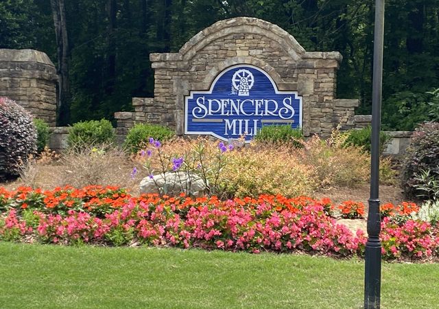 Spencers-Mill-Neighborhood-1