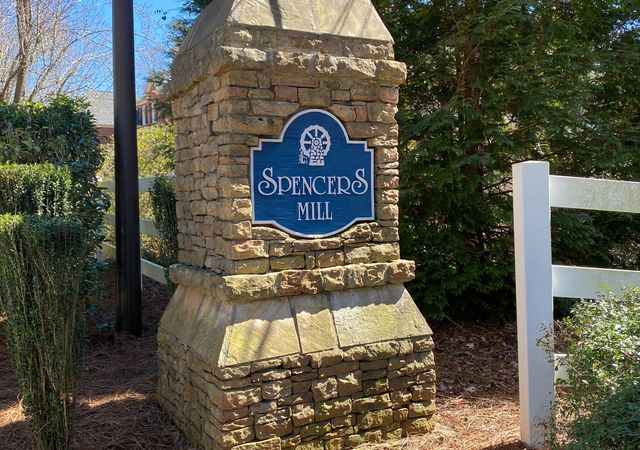 Spencers-Mill-Neighborhood-2