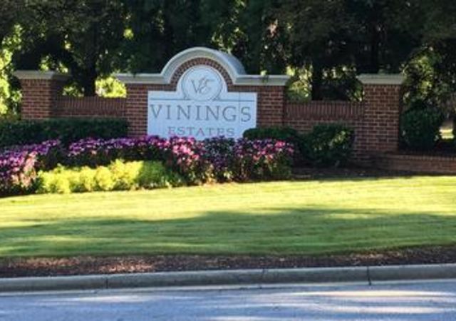 Vinings-Estates