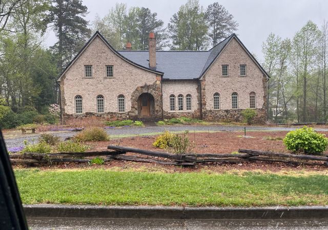 Watkins-Glen-House-1