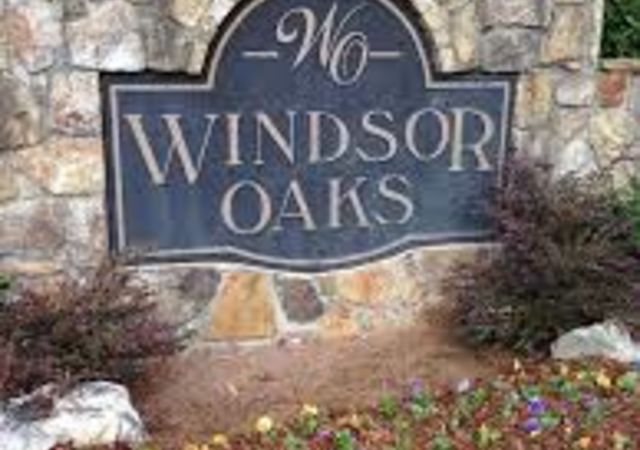 Windsor-Oaks