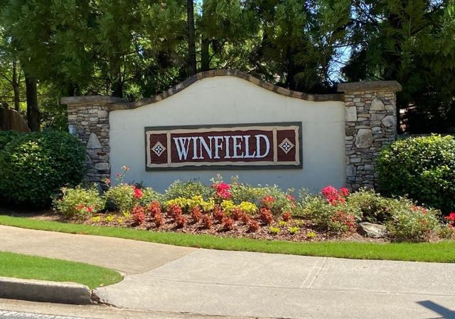 Winfield-Entrance-Post