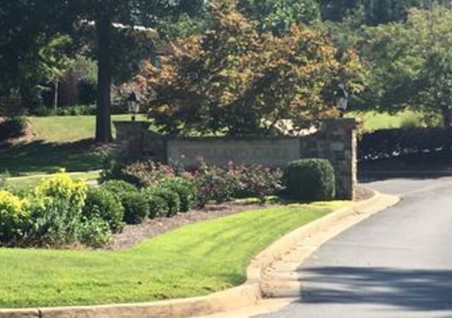 bucklandoaksmableton