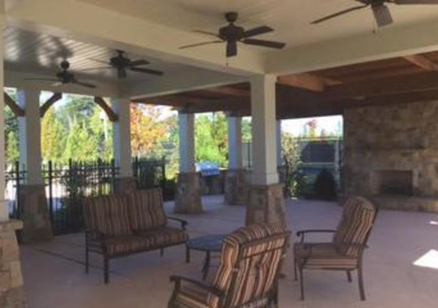 cobblestonemanoramenities2