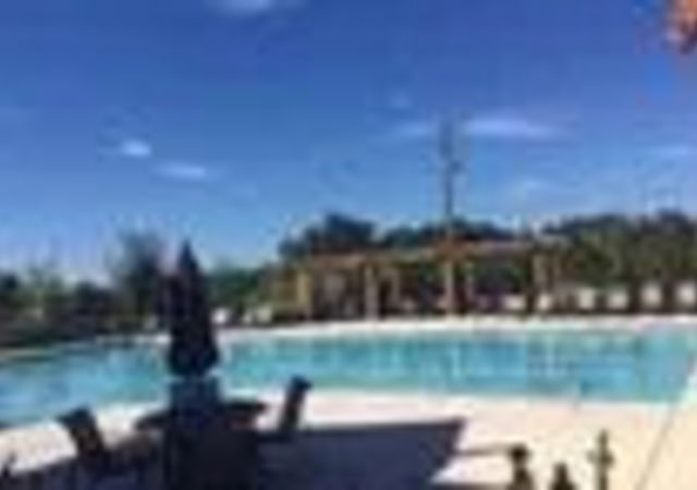 cobblestonemanorpool