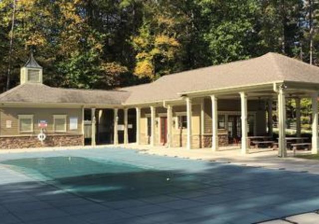 starrlakeswimmingpool.