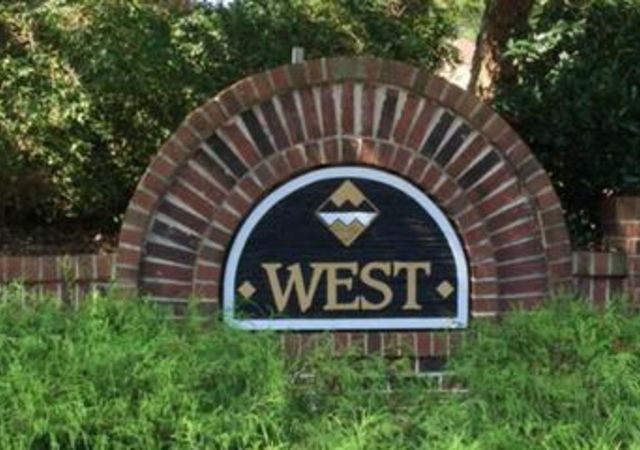 townelakehillswestwoodstock