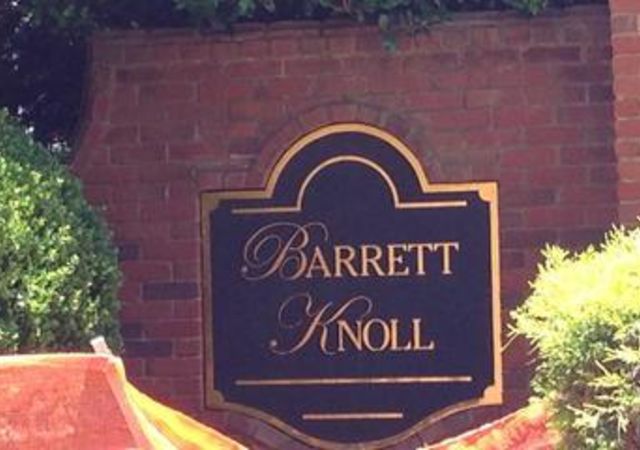 Barrett-Knoll-Monument