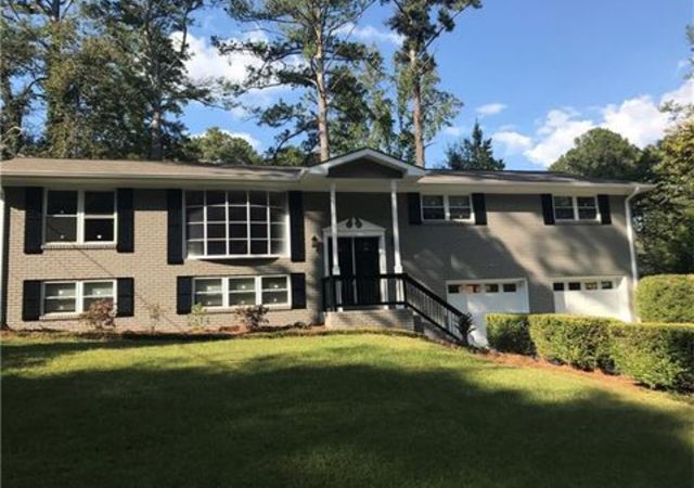 Bells-Ferry-Crossing-house