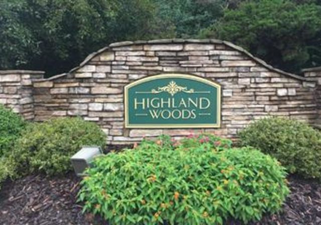 Highland-Woods