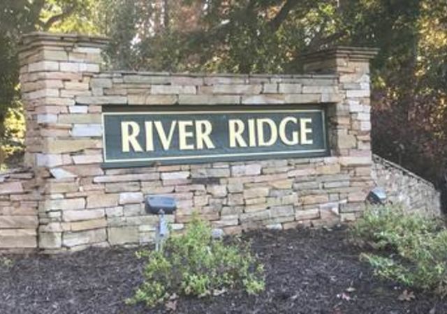 River-Ridge