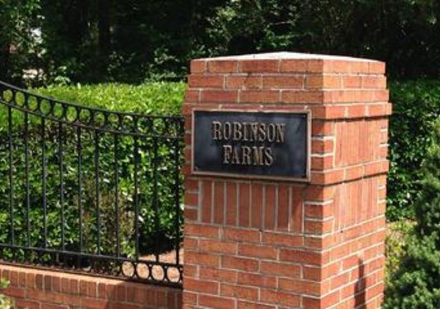 Robinson-Farms