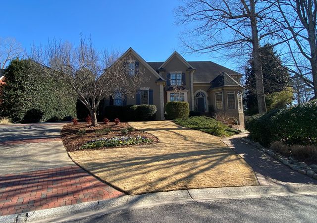 Sentinel-Lake-House-2