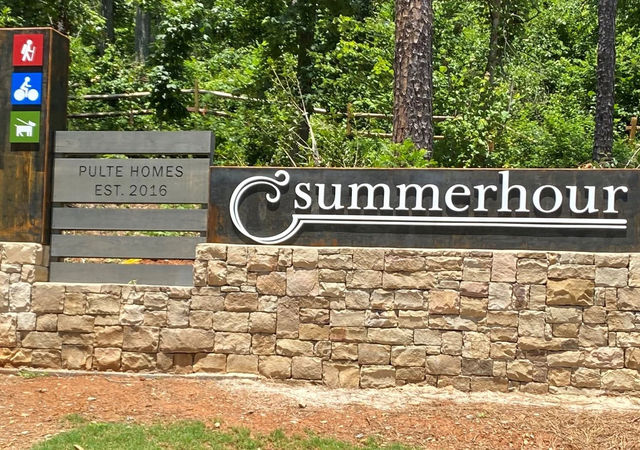 Summerhour-Entrance