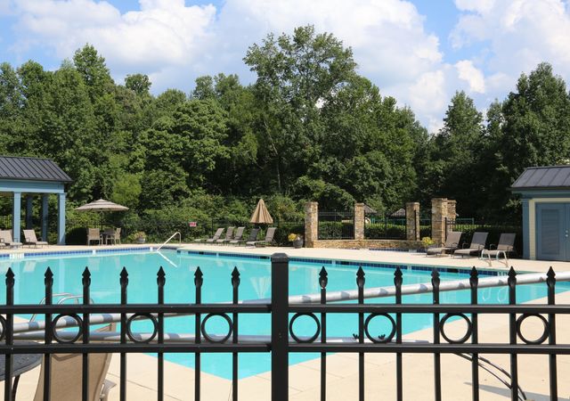 Swimming-Pool