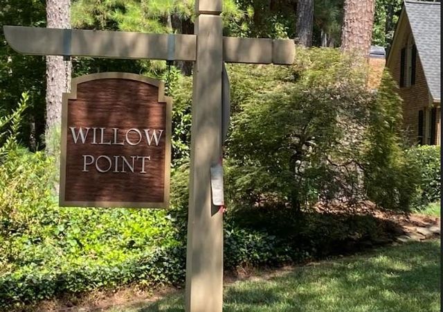 Willow-Point-Neighborhood-2