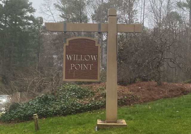 Willow-Point-Neighborhood