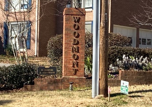 Woodmont-Neighborhood