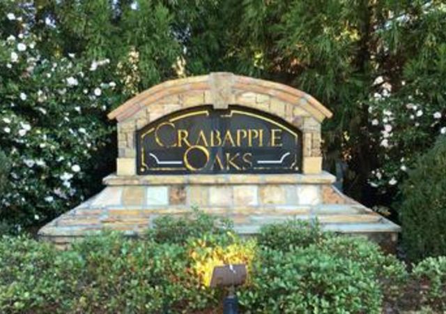 crabappleoaksroswell