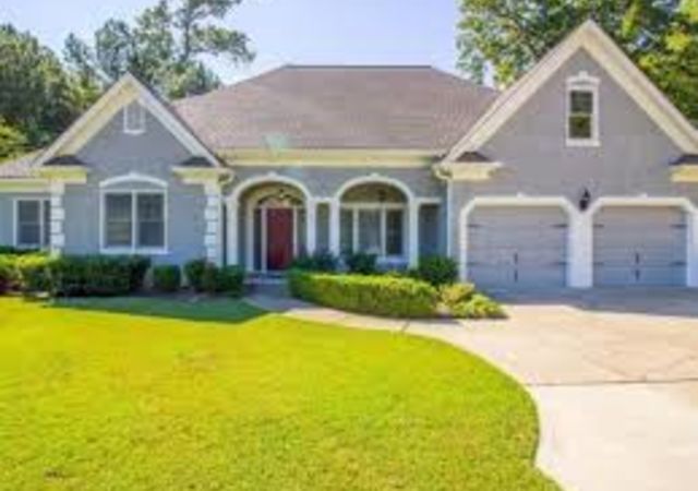 Ancient-Oak-Court-House