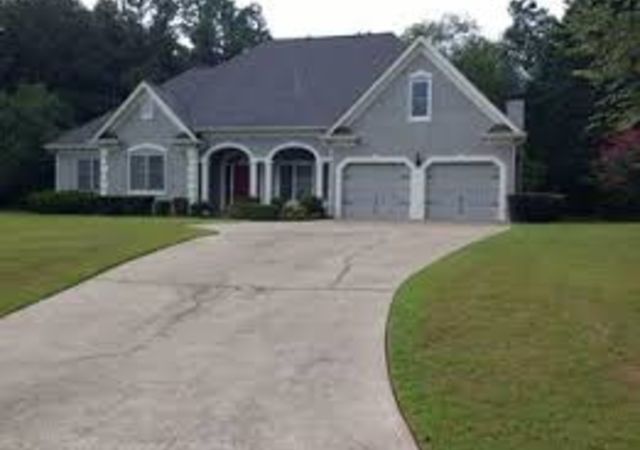 Ancient-Oak-Court-House1