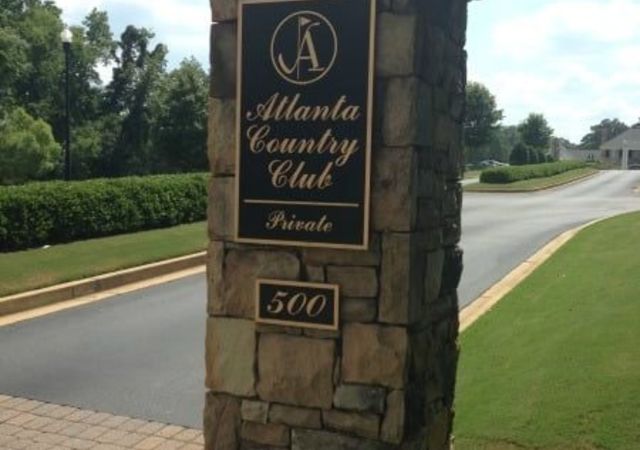 Atlanta-Country-Club-Monument