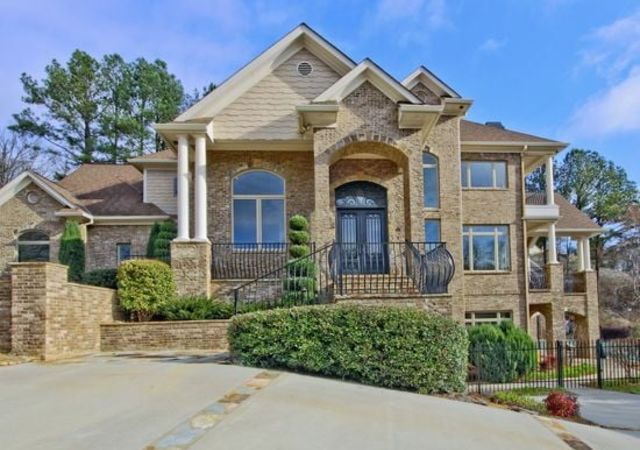 Atlanta-Country-Club-house