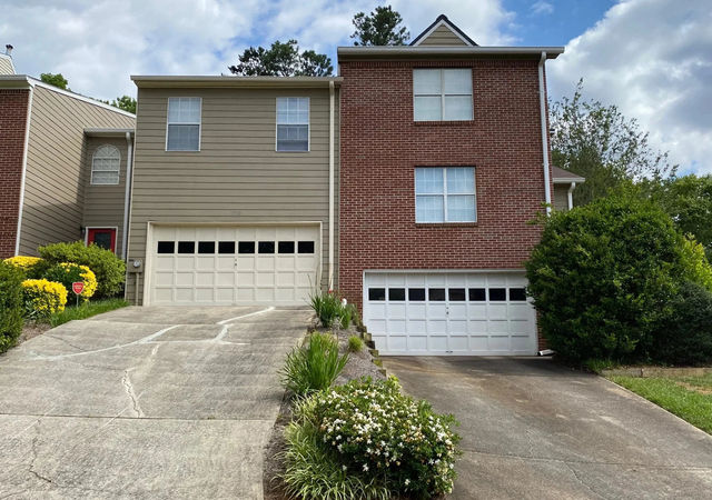 Barns-Mill-Lake-House-2-1