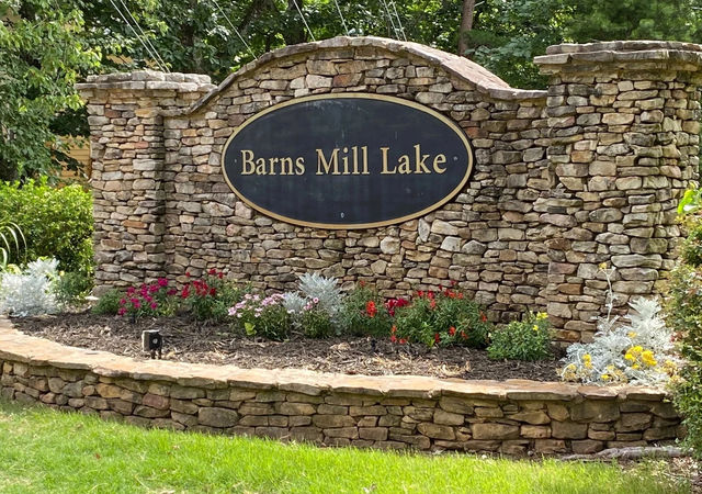 Barns-Mill-Lake-Neighborhood-3