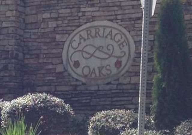 Carriage-Oaks-Monument