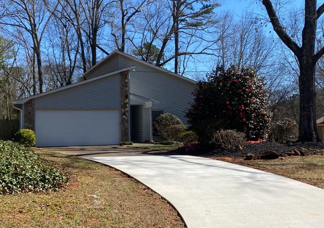 Lamplighters-Cove-House-1