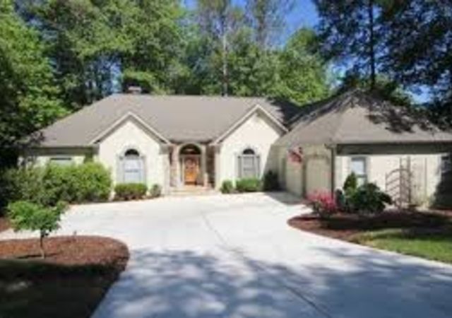 Mountain-Brook-House-1