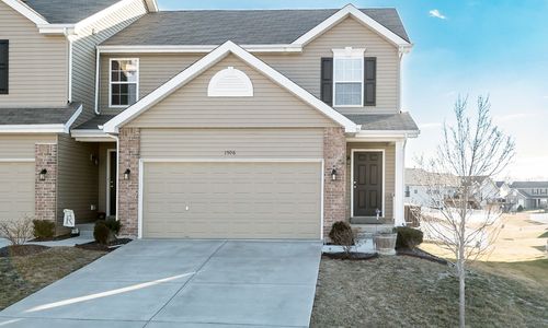 SOLD FAST: 1506 Byron Pl, O'Fallon