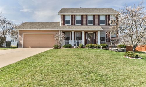 NEW LISTING: 240 Old Stone Ct, O'Fallon
