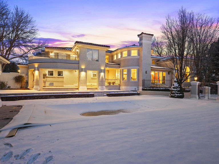 5705 S Ivy St-060-074-Exterior-MLS_Size