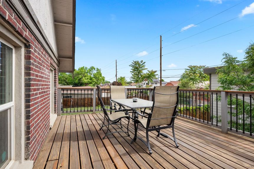 photo_82618143-1500&#215;1000