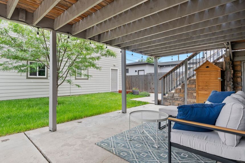 photo_82618144-1500&#215;1000