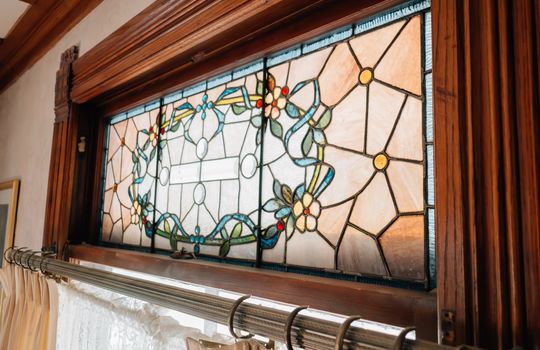 08. Entry Stainglass Large