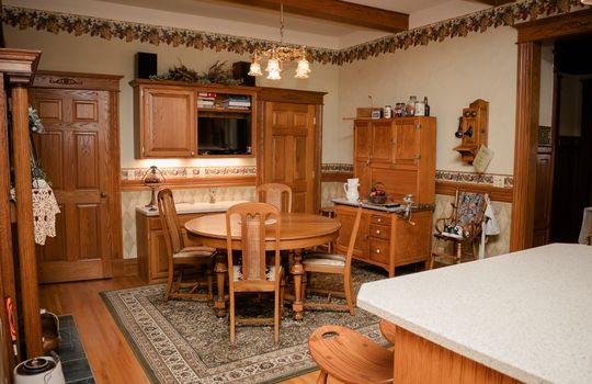 29. Kitchen:dining3 Large