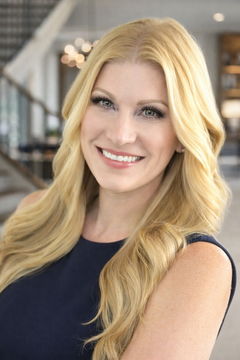 Casandra Clinton