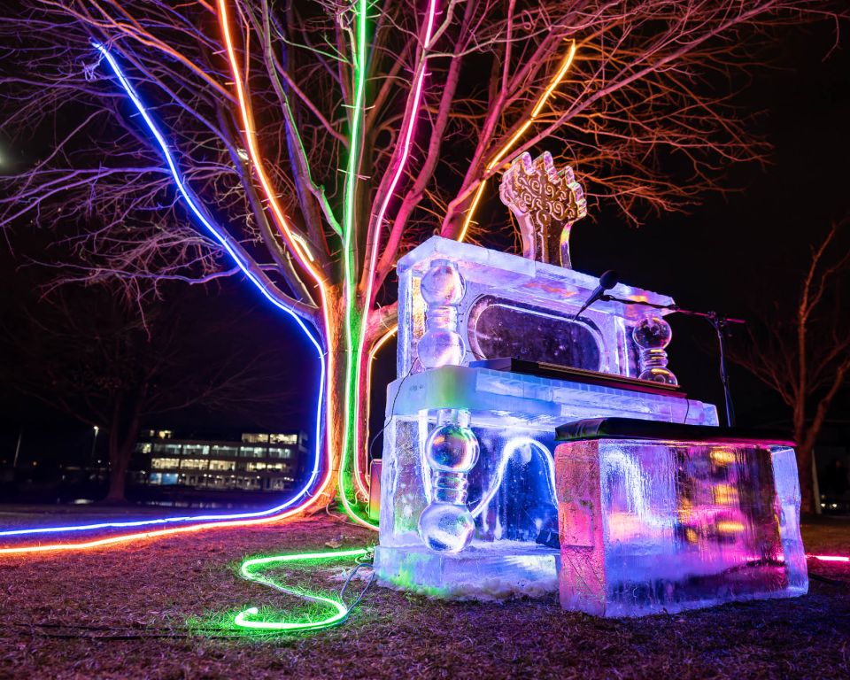 WoW-IcePiano-012022-411-arw_DxO_4350D99A-A94D-46A5-941B266D631521F8_8bbca2c6-7d6f-46a4-89f0faab0699c261