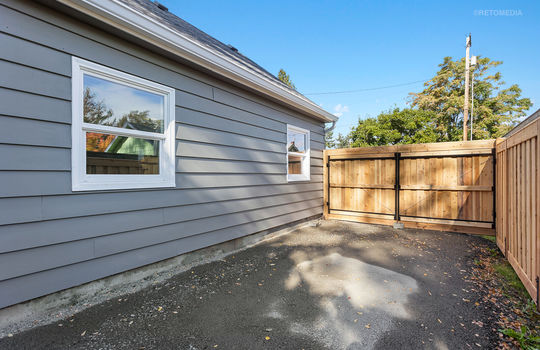5812 SE 48th Ave (32)