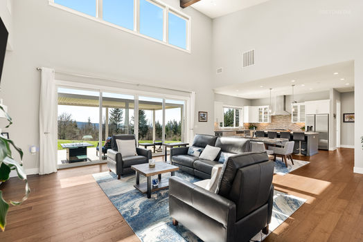 08_08_26315_NE_222nd_Cir008_mls